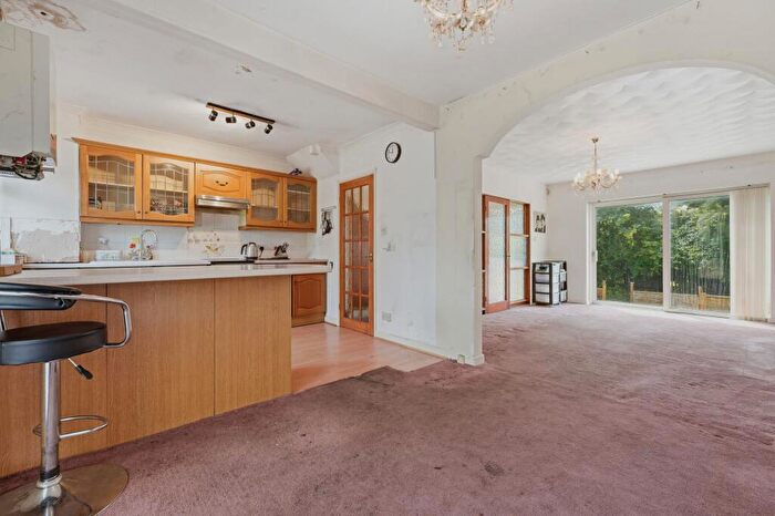 3 Bedroom Terraced House For Sale In Hudds Hill Gardens, Bristol, BS5