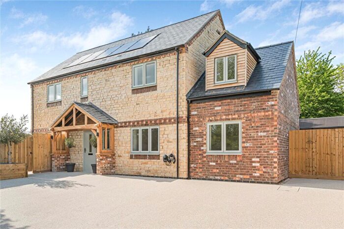3 Bedroom Detached House For Sale In Brookside, Southwick, Peterborough, PE8