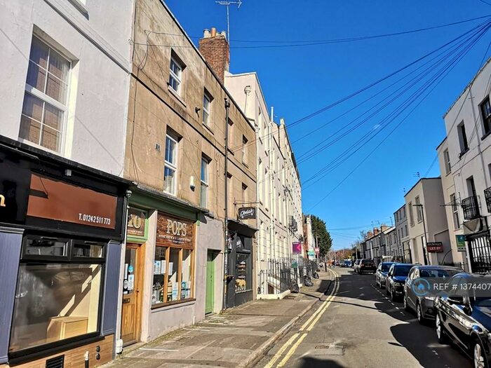 1 Bedroom Flat To Rent In Grosvenor Street, Cheltenham, GL52
