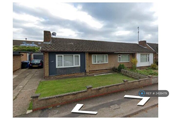 2 Bedroom Bungalow To Rent In Rockingham Road, Kettering, NN16