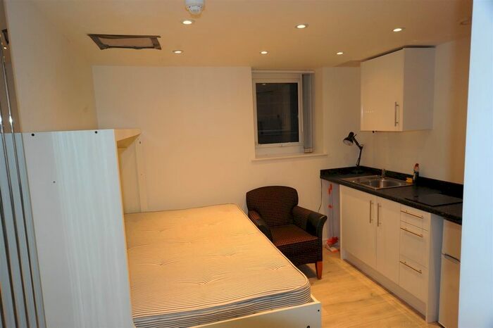 1 Bedroom Flat To Rent In Albert Terrace, Middlesbrough, North Yorkshire, TS1