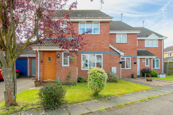 3 Bedroom End Of Terrace House For Sale In Harvest Close, Hainford, NR10