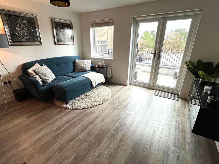 2 Bedroom Semi-Detached House For Sale In Watton Park, Bridport, DT6