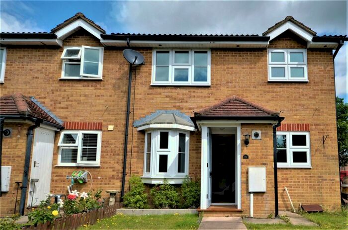 1 Bedroom Semi-Detached House To Rent In Toronto Drive, Smallfield, Horley, RH6
