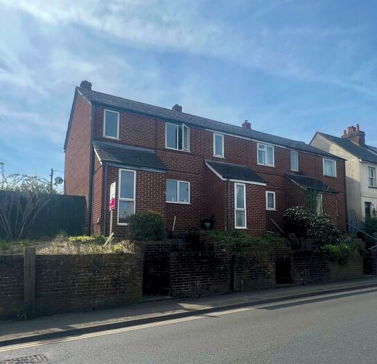 2 Bedroom End Of Terrace House To Rent In Broadway, Didcot, OX11