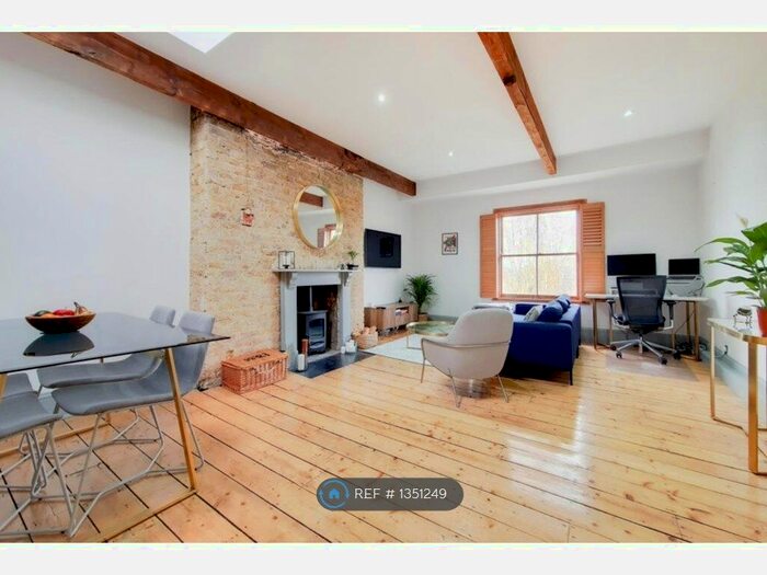 2 Bedroom Flat To Rent In Leigham Court Road, Streatham Hill, SW16