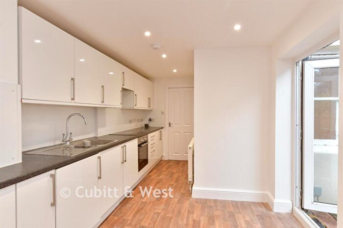 1 Bedroom Flat For Sale In Ditchling Rise, Brighton, East Sussex, BN1