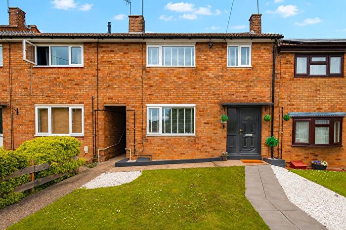 3 Bedroom Terraced House For Sale In Leigh Crescent, Long Itchington, Southam, CV47