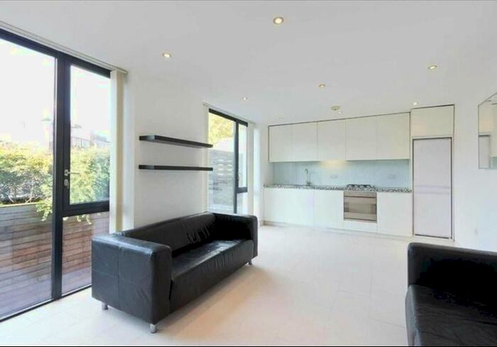2 Bedroom Flat To Rent In Oval Road, London, NW1