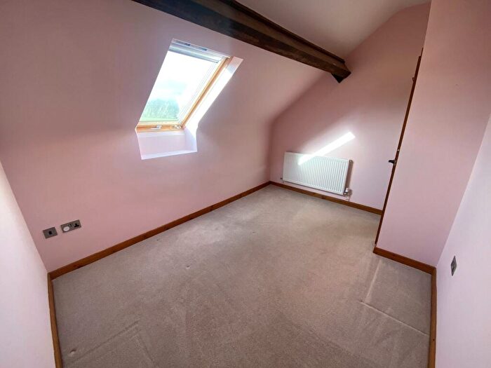 2 Bedroom Barn Conversion To Rent In Talwrn Road, Coedpoeth, LL11