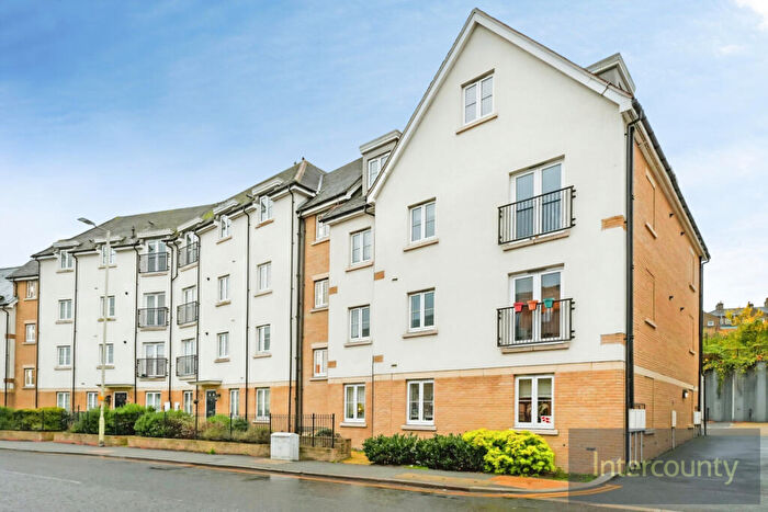2 Bedroom Apartment To Rent In South Street, Bishop's Stortford, Hertfordshire, CM23