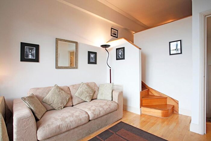 1 Bedroom Flat To Rent In Prescot Street, London, E1