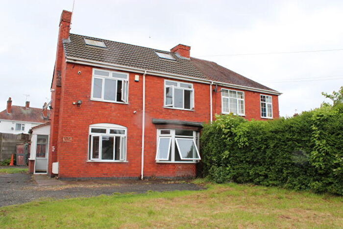 3 Bedroom House To Rent In Central Avenue, Nuneaton, CV11