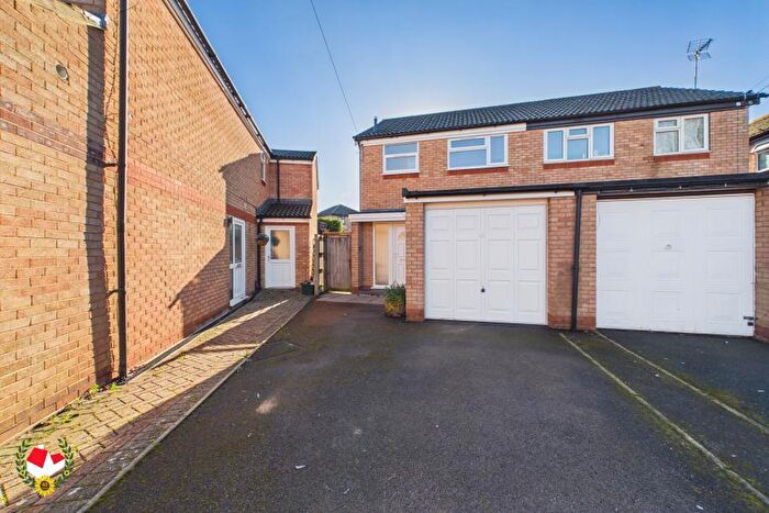 3 Bedroom Semi Detached House To Rent In Rosemary Close, Abbeydale, Gloucester, GL4