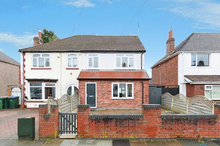 4 Bedroom Semi Detached House For Sale In Poultney Road, Coventry, CV6