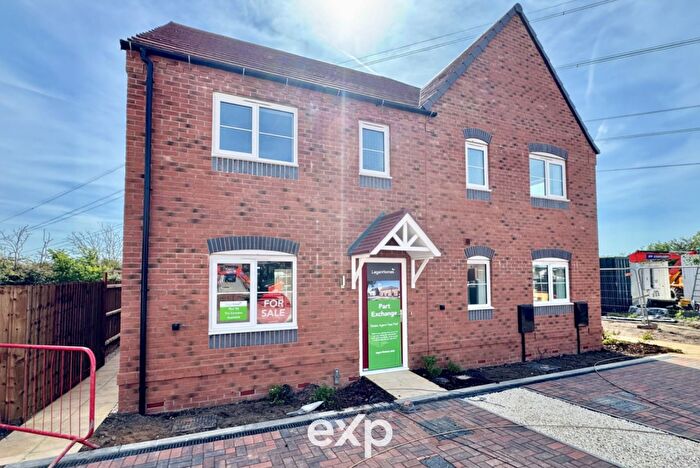 3 Bedroom Semi-Detached House For Sale In Willow Grove, Pickford Green Lane, Allesley, CV5