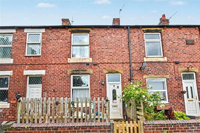 1 Bedroom Terraced House For Sale In Oakwood Cottages, Ossett, West Yorkshire, WF5