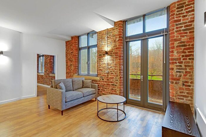 1 Bedroom Apartment To Rent In East Street, Leeds, West Yorkshire, LS9