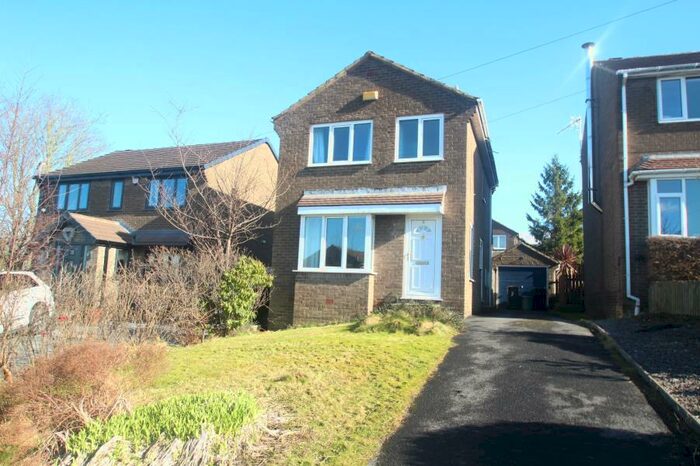3 Bedroom Detached House To Rent In Grantley Drive, Harrogate, HG3