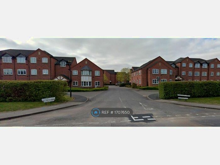 2 Bedroom Flat To Rent In Brookfield Court, Alcester, CV37