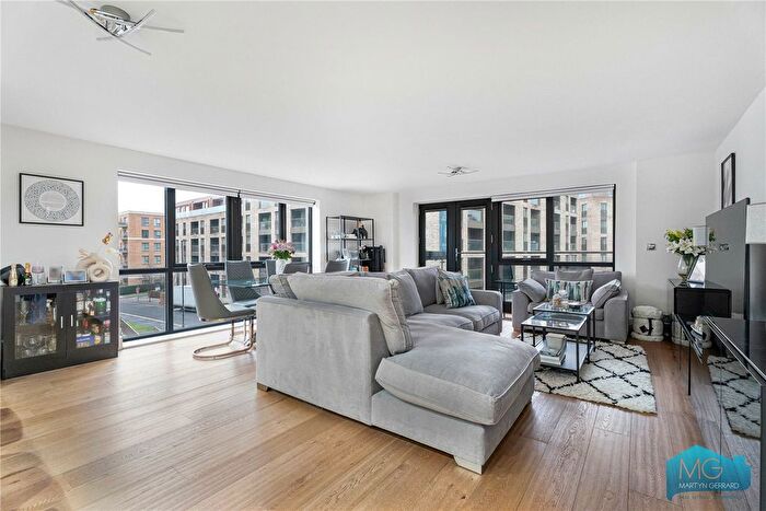 2 Bedroom Flat For Sale In Royal Engineers Way, London, NW7