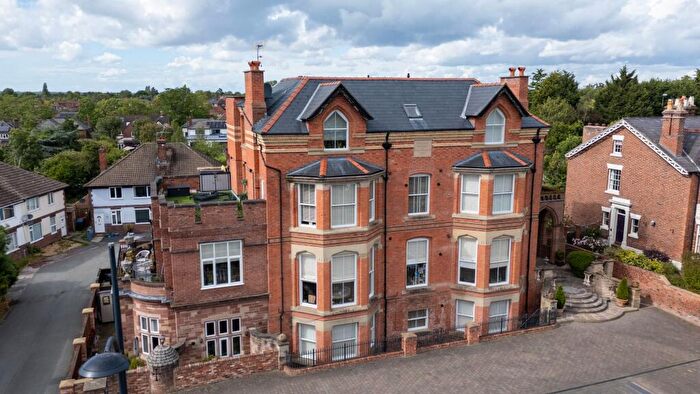 2 Bedroom Flat For Sale In Flat Redland House Hough Green Chester, CH4