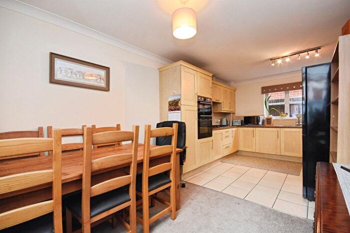 4 Bedroom Detached House For Sale In Valley Road, Braintree, CM7