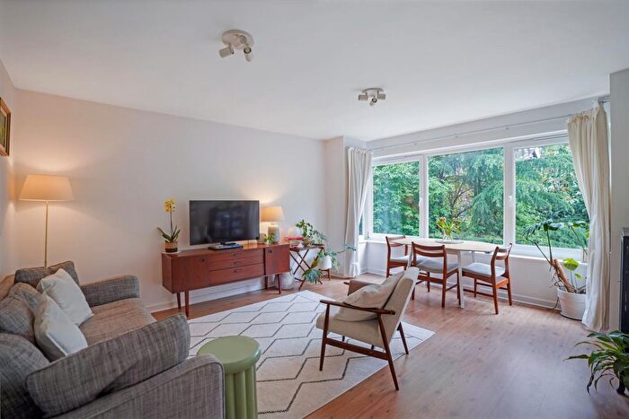 1 Bedroom Flat For Sale In London Road, Forest Hill, London, SE23