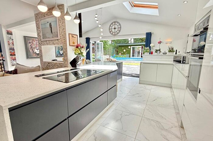 3 Bedroom Detached Bungalow For Sale In Ivy Close, St. Leonards, BH24