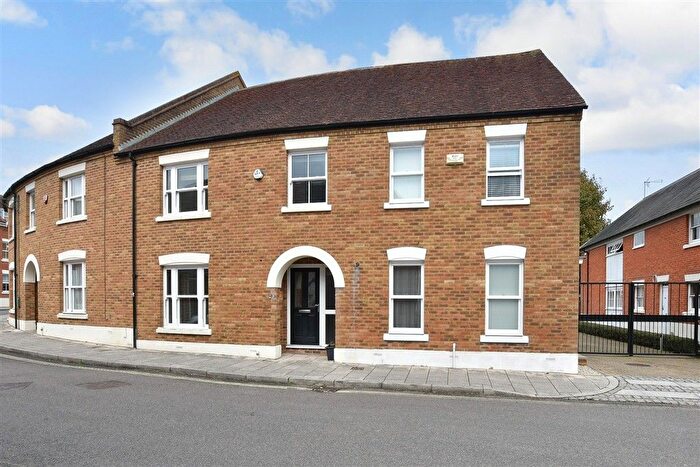 4 Bedroom Town House For Sale In Orient Place, Canterbury, Kent, CT2