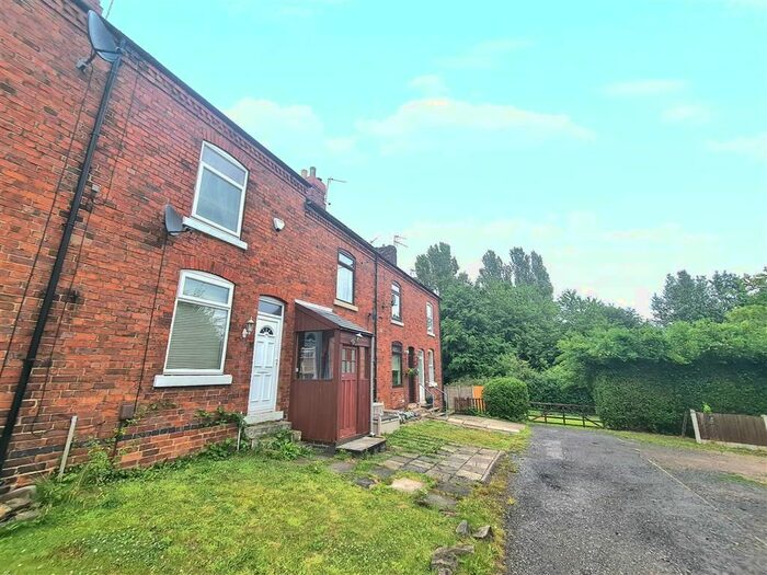 2 Bedroom Terraced House To Rent In Crescent Road, Selston, Nottingham, NG16