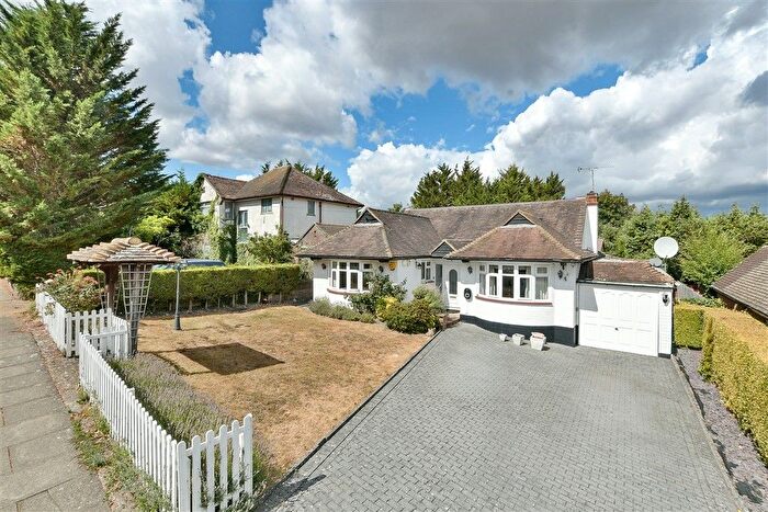 4 Bedroom Bungalow For Sale In Buckles Way, Banstead, Surrey, SM7