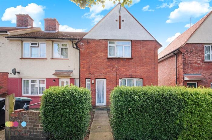 3 Bedroom Property To Rent In Steeds Road, Muswell Hill, N10