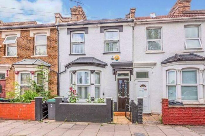 2 Bedroom Terraced House To Rent In Trulock Road, London, N17
