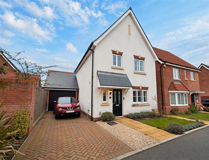 3 Bedroom Detached House For Sale In Little Rye Fields, Great Leighs, Chelmsford, CM3