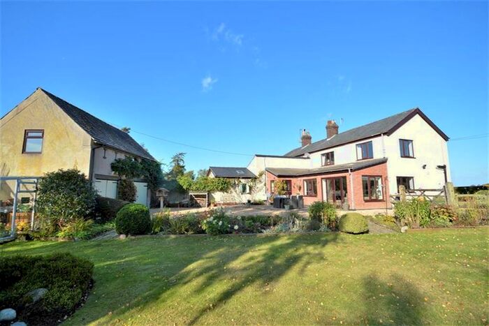 3 Bedroom Semi-Detached House For Sale In Hatton Lodge Cottages, Warrington Road, Hatton, Warrington, WA4