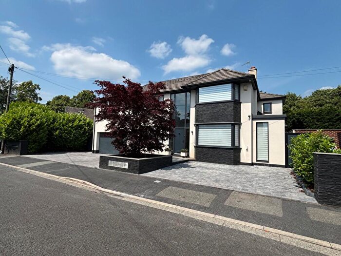 5 Bedroom Detached House For Sale In Beechwood Drive, Worsley, M28