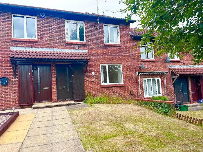 1 Bedroom Flat To Rent In Bishop Butt Close, Orpington, Kent, BR6