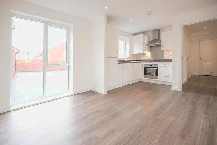 2 Bedroom Flat To Rent In Eighteen Acre Drive, Patchway, Bristol, South Gloucestershire, BS34