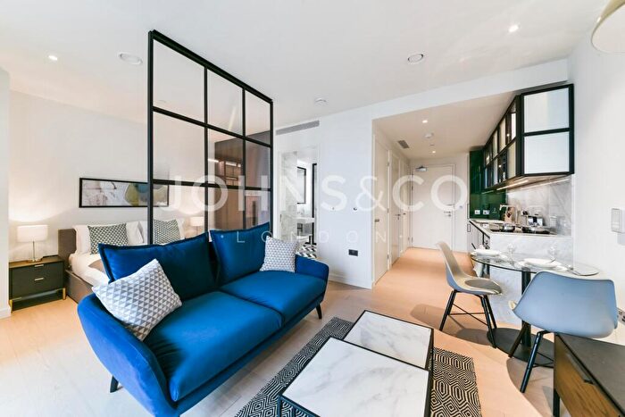 Apartment To Rent In Bagshaw Building, Wardian, Canary Wharf, E14