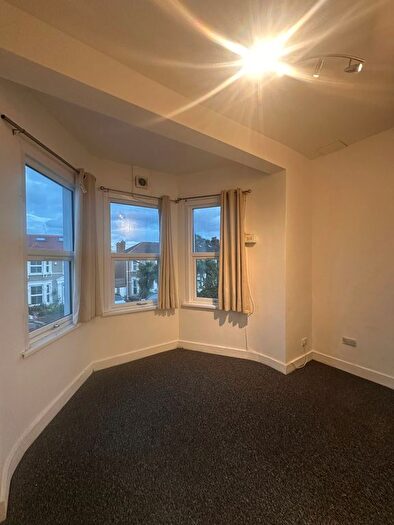 1 Bedroom Studio To Rent In Norfolk Road, Seven Kings, Ilford, IG3