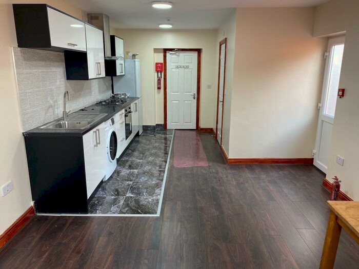 Apartment To Rent In Salters Lane, Tamworth, B79