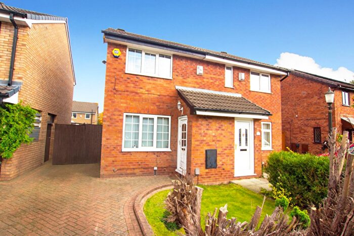 2 Bedroom Semi-Detached House For Sale In Harrowby Fold, Farnworth, Bolton, BL4