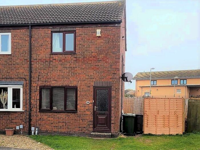 2 Bedroom Property To Rent In St. Nicholas Park, Withernsea, HU19