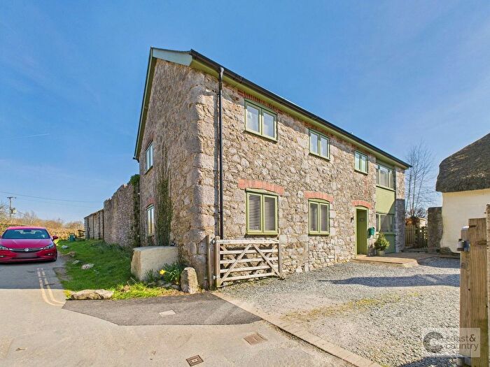 3 Bedroom Detached House For Sale In Preston, Newton Abbot, TQ12