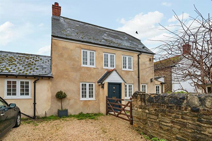3 Bedroom Detached House To Rent In Folly Mill Lane, Bridport, DT6