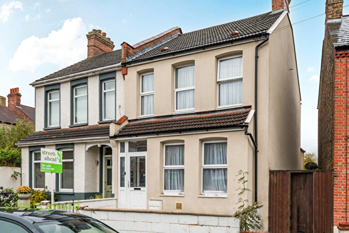 3 Bedroom Semi Detached House For Sale In Cranbrook Road, Thornton Heath, CR7