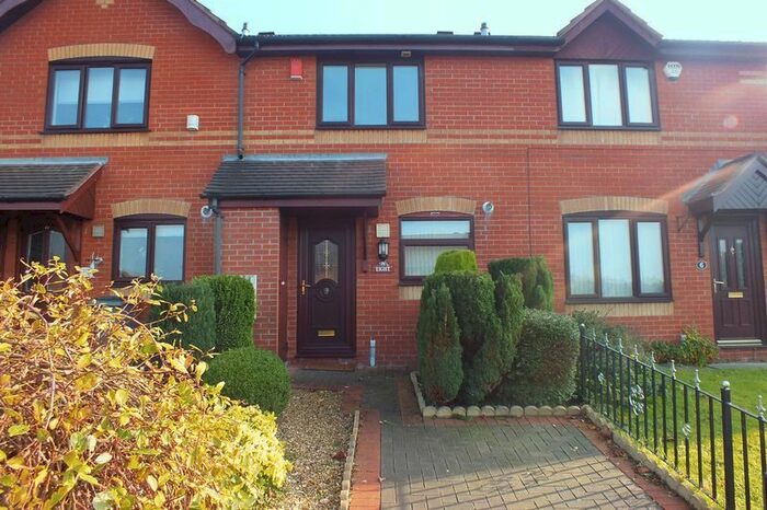 2 Bedroom Town House To Rent In Mill View, Stoke-On-Trent, ST6