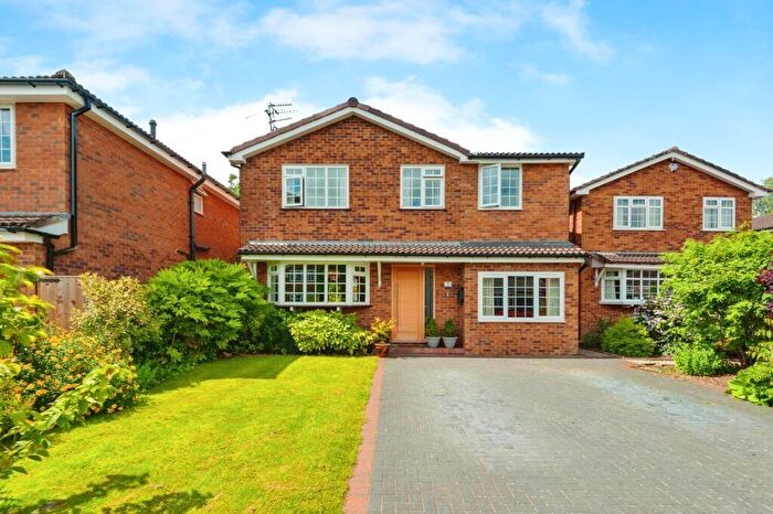 5 Bedroom Detached House For Sale In Mainwaring Drive, Wilmslow, SK9