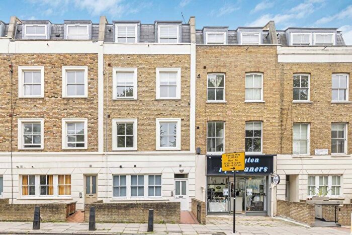 Studio To Rent In Tollington Way, London, N7